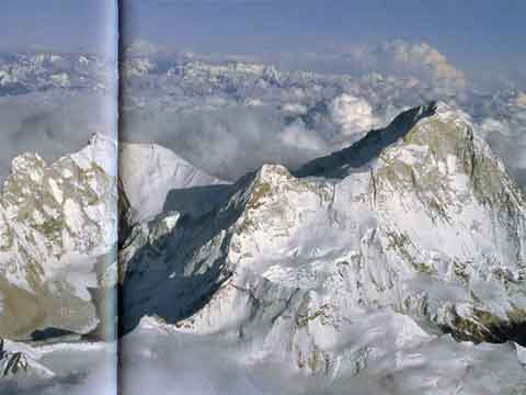 
Aerial View Of Chomolonzo, Kangchungtse, Makalu Col, And Makalu - Climbing The Worlds 14 Highest Mountains book
